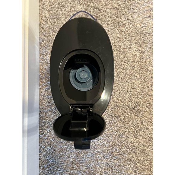 Britta Water Pitcher - Picture 4 of 5